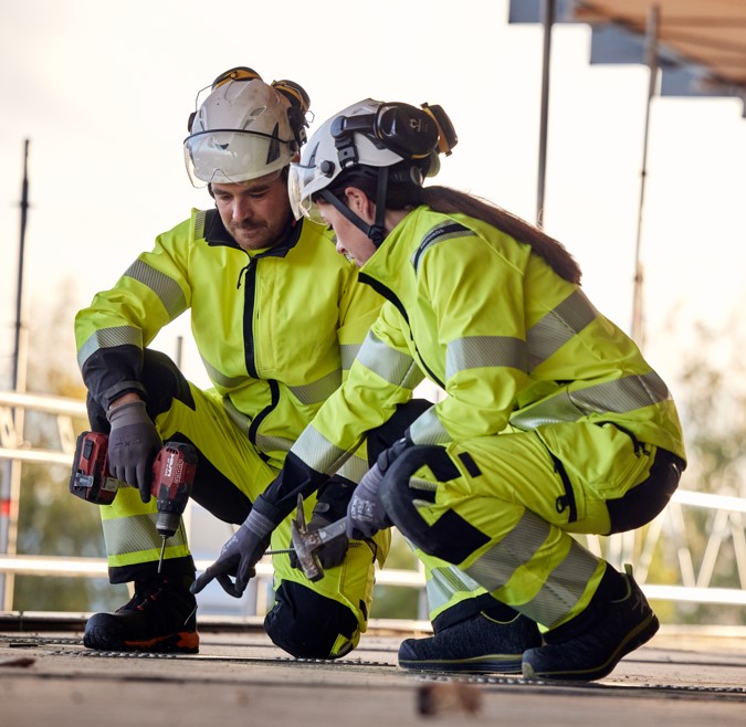 fristads-huomiohousut-netista